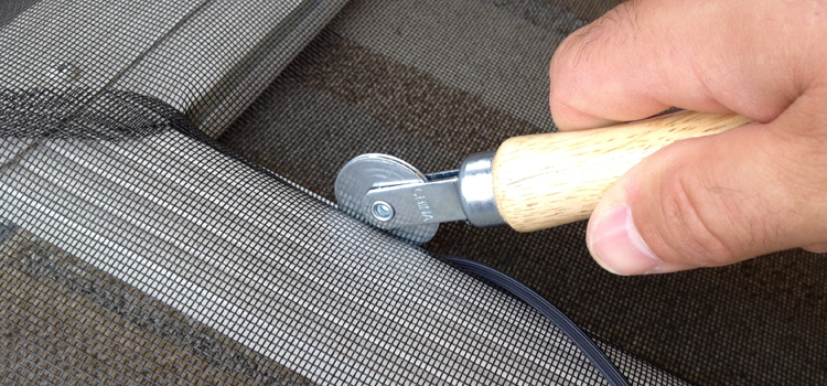 metal screen door repair in San Pablo